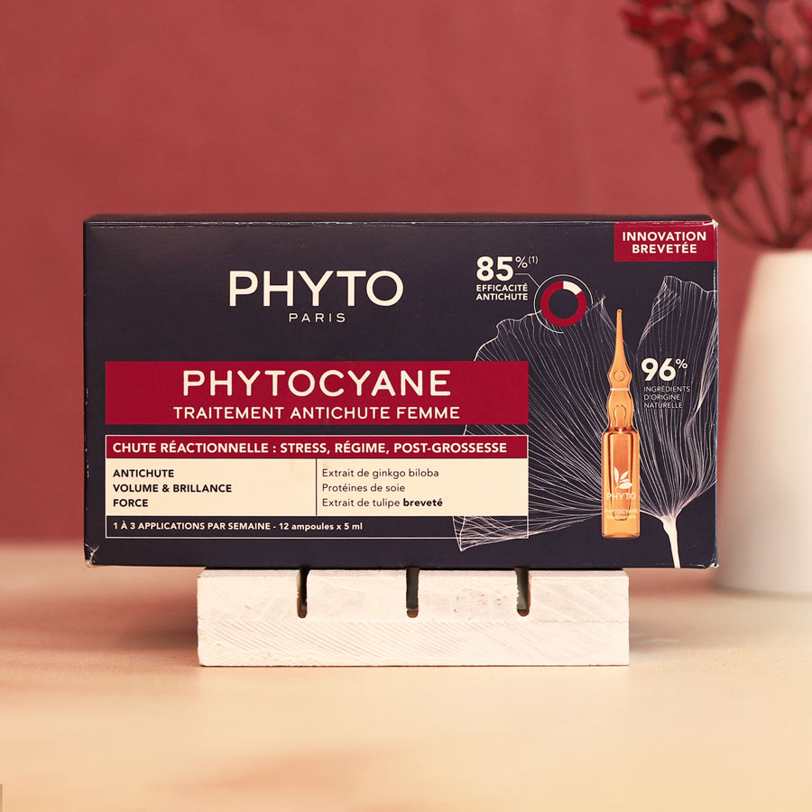 phytocyane-women سرم ضد ریزش مو فیتو سیان مناسب خانم ها Phyto cyane - Image 1