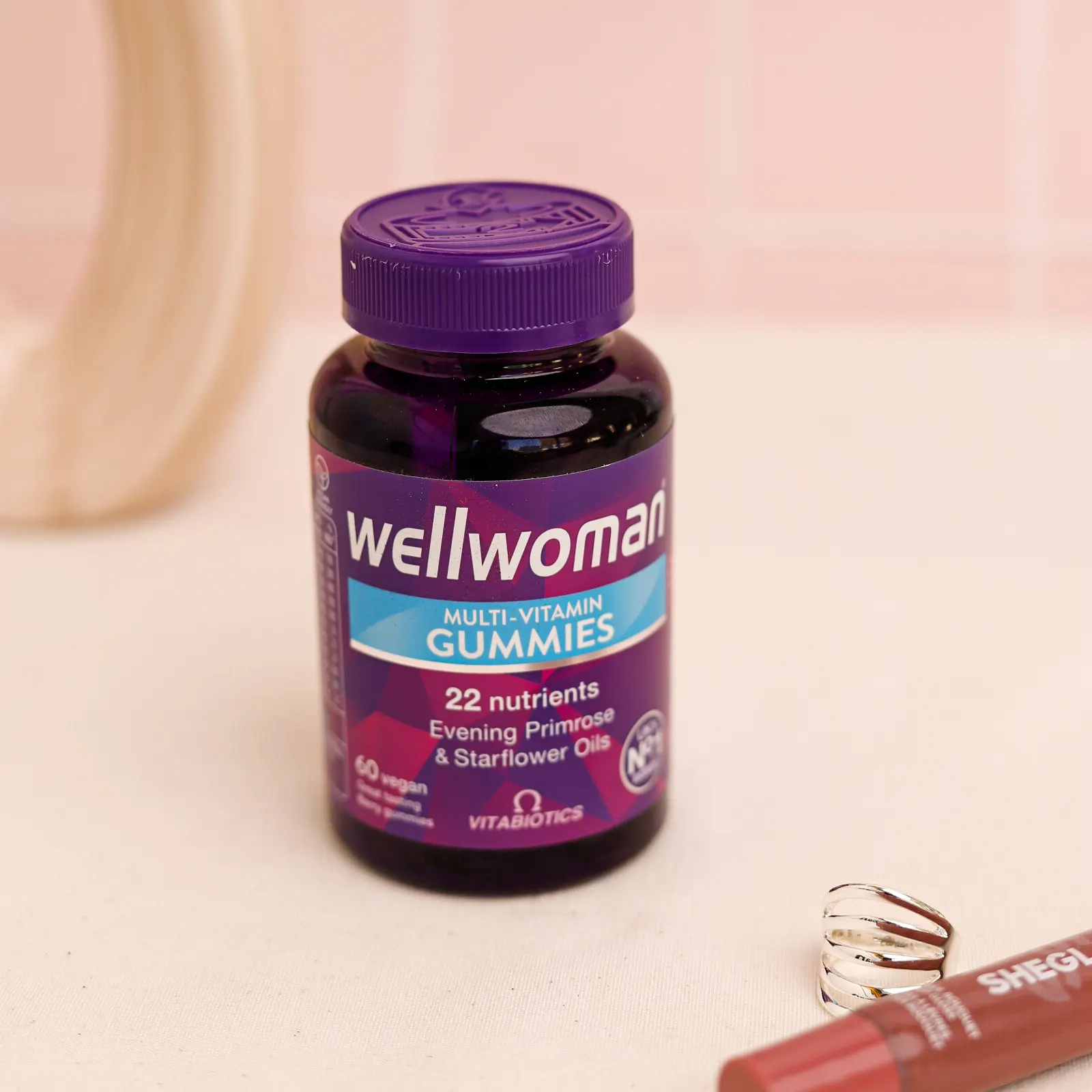 wellwoman-gummy-front.webp مولتی ویتامین ول وومن Well Woman Original - Image 1