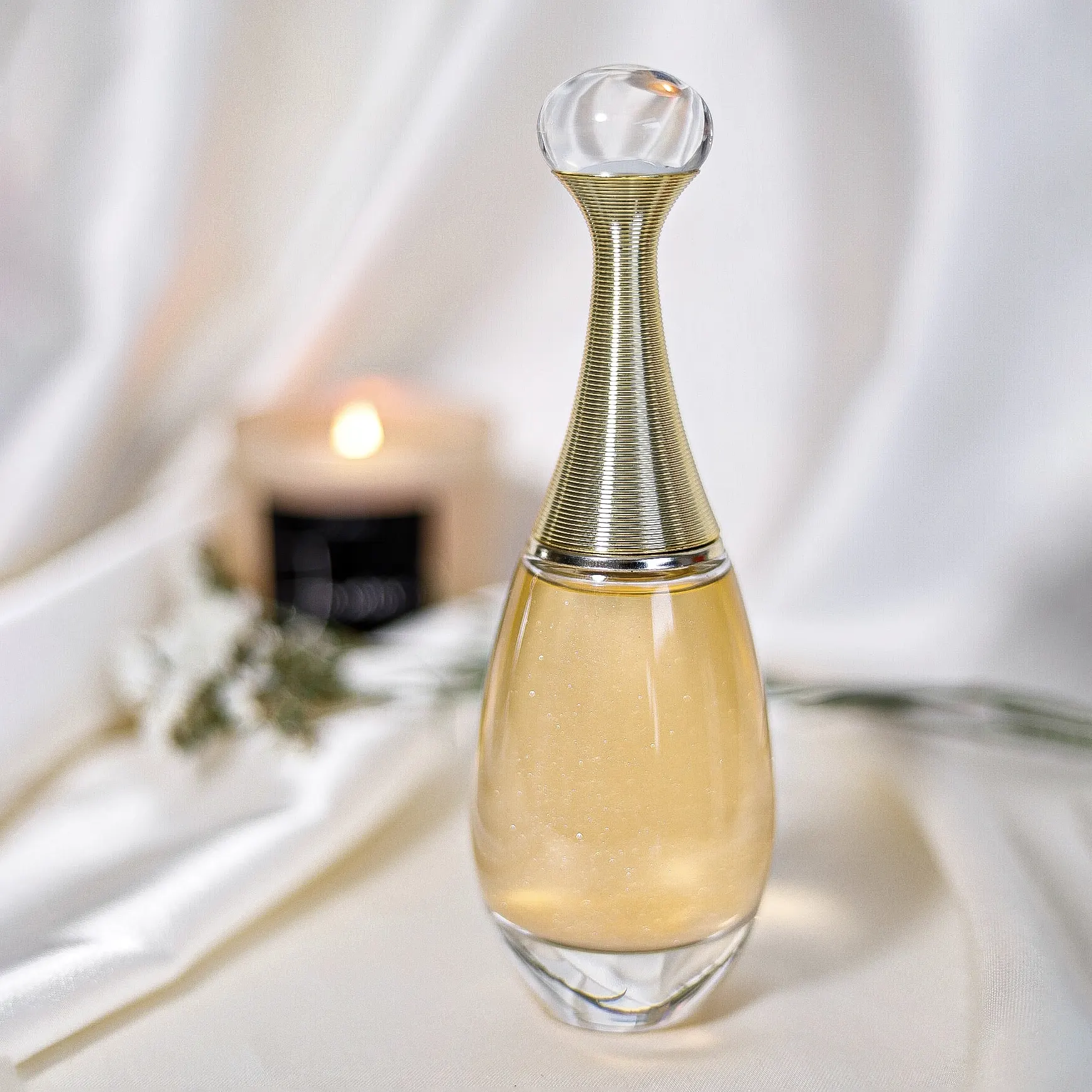 ادکلن-جادور-دیور-جادور-Dior-Jadore.webp ادکلن جادور-دیور جادور Dior J’adore - Image 1